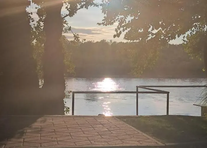 Vikendica Sejseli Na Drini